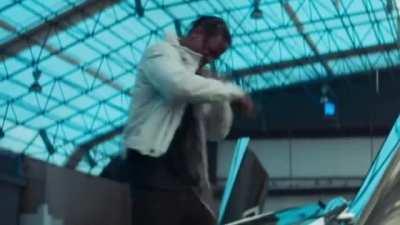 WTF up with Travis??? 💀💀💀