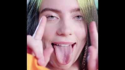 Close up waiting 👅