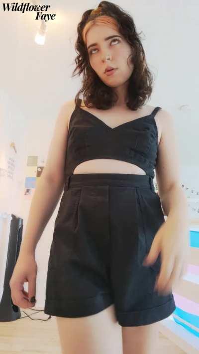 I'm a simple girl: I catch a guy looking at my bulge and I just have to tease him😘