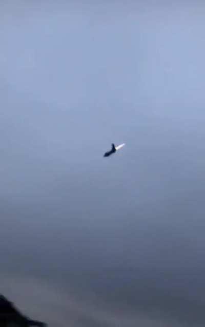 Lots of F-16s in Denmark passing through the same airspace quickly during exercise