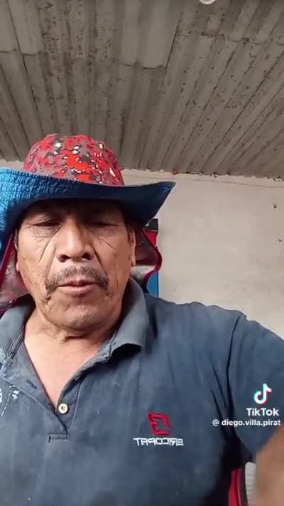 No sé quién sea el tiktoker del pero me gusta el vídeo ya que le pone una arrastrada a los chairos 😬😅