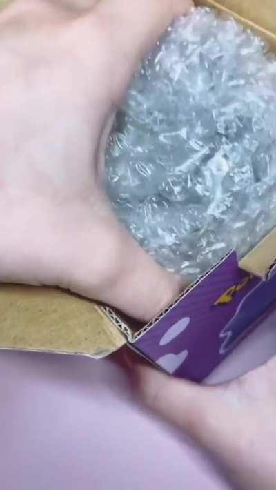 vi esse copinho aqui, achei a cara do luba