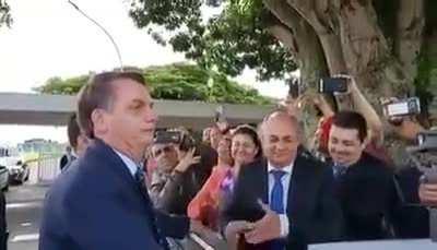 Era isso que a nação precisava ouvir! Segundo informações ja estamos em primeiro colocado no rank de IDH e ano que vem todo brasileiro vai poder ir a lua.