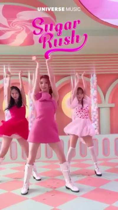 [220926] Yujin, Xiaoting & Youngeun - Universe Twitter update: #Sugar_Rush_challenge now!🍭💖