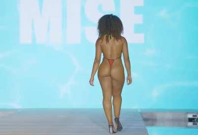Runway Jiggle