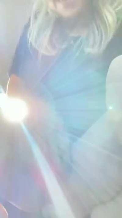 One of my biggest kinks is getting my pussy eaten in the parking lot…I sure hope you’re hungry…