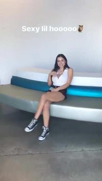 Sexy lil hooooo
