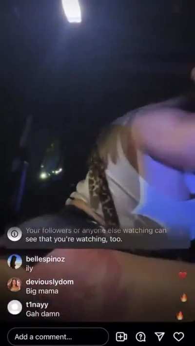 she was throwing that mf 🍑