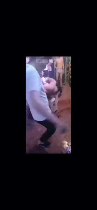 Sledge hammer stunt in China goes horribly wrong.