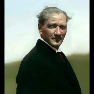 Gececi Tayfa için Atatürk 3D CapCut edit (renklendirilmiş)