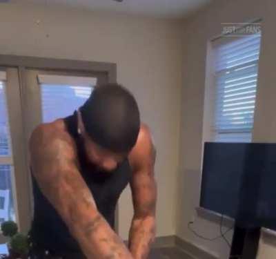 Longer version of pissing guy 