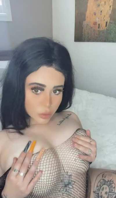 Can you hold these up for me 😘