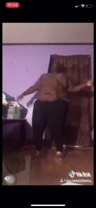 POV : you’re gunna and your assistant say the ice cream machine at McDonald’s is finally working