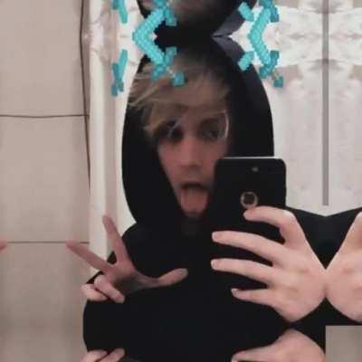 Me agarro sida,cáncer, y se me quemaron 30 neuronas haciendo esto.