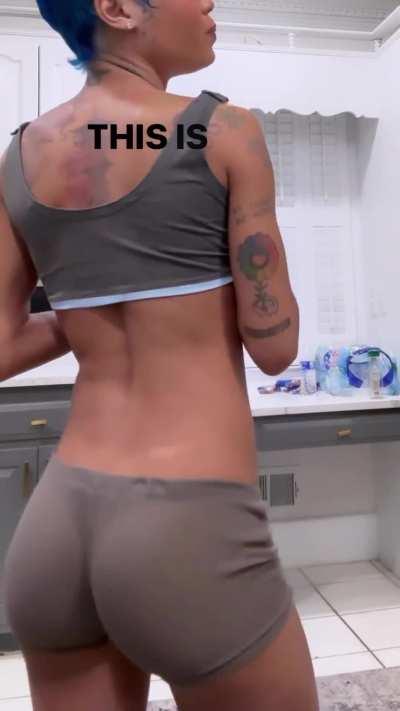 that lil ass sittin so nice😩