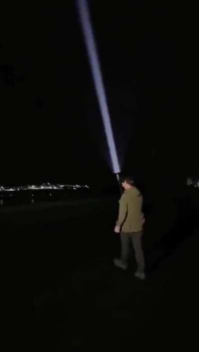 I thought it was a Light saber LOL fckin flashlight