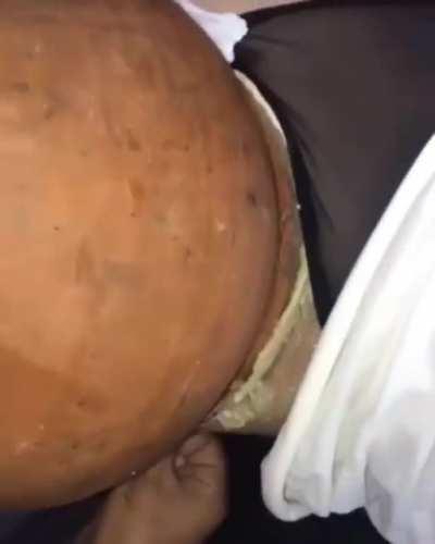 This is how you get the booty