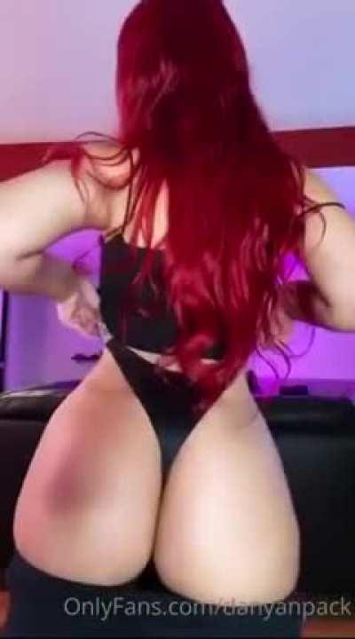 🤤 Ya va queriendo desnudarse 🥴