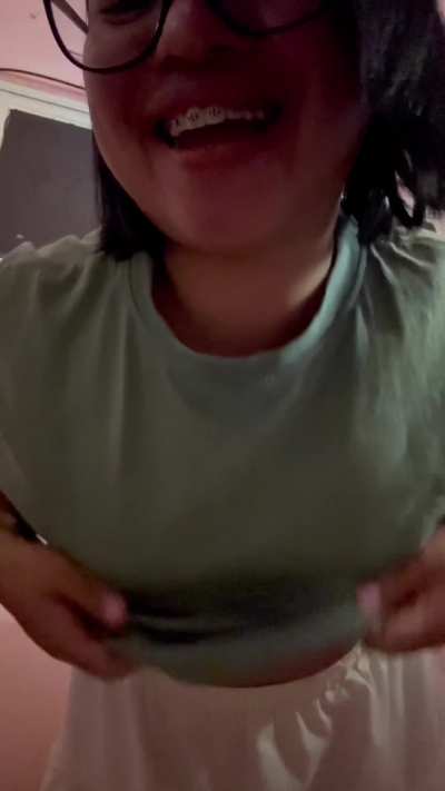 Hope you like this small natural tits :)