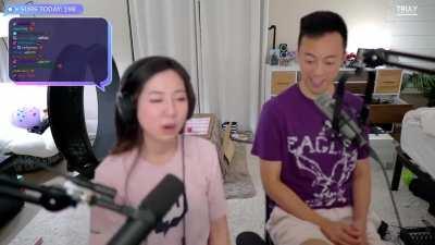 Leslie filmed Toast meeting his fans 😂❤