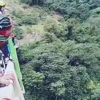 Bungee staff failed at OSHA