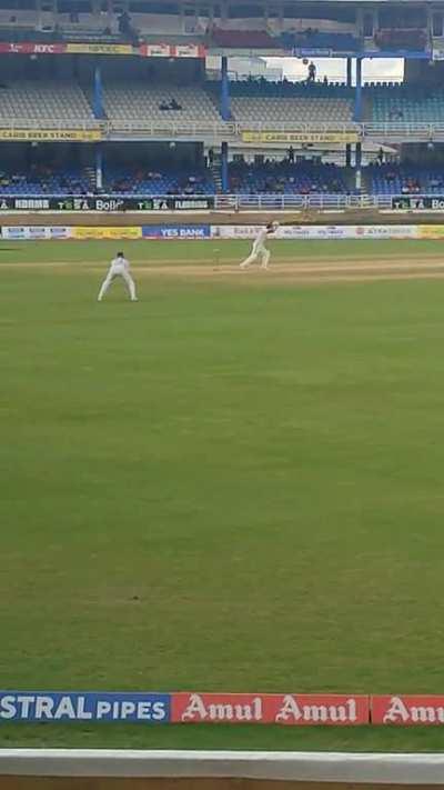 This is unbelievable he actually can leave a ball