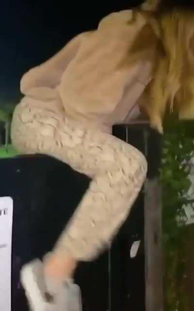 HMC while I hop this gate