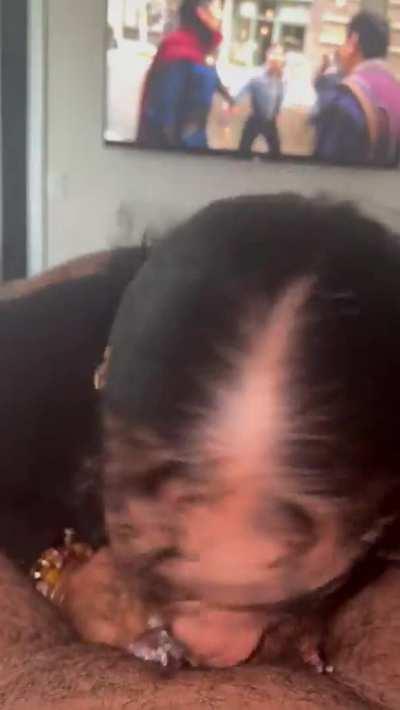 She's A Head Specialist