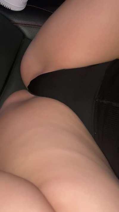 Upvote if you want to take my panties off