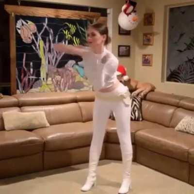 She got the moves... (ctto)