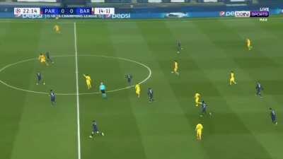 Beautiful passing sequence that led to dest hitting the post.