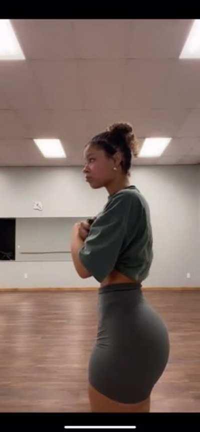 Lexie Showing the assets