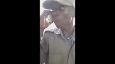 descobrimos com quem ele tava falando