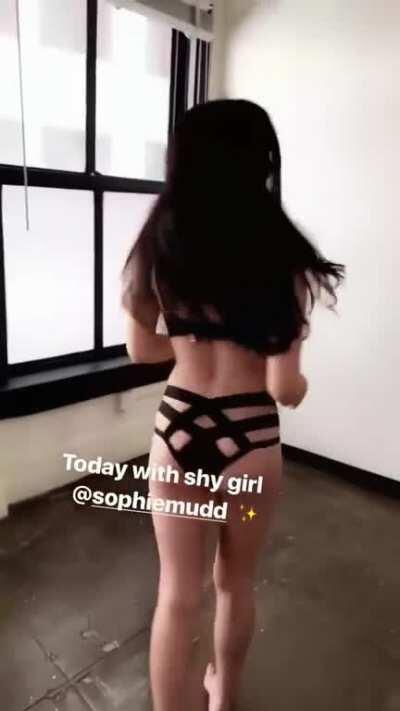 Upscale 4K - Enchanced I.A. - Enjoy ! II