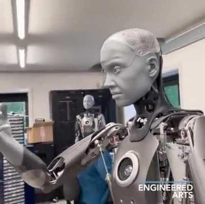 Завод где собрали Цукерберга