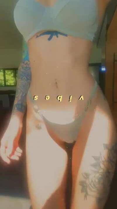 LaraCavallo - Video #0460