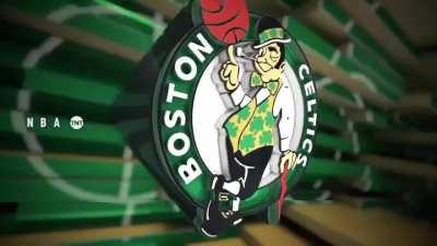 [Highlight] Oshae Brisset cocks it back and jams it in through Damian Lillard and Brook Lopez!