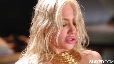 Facesitting on her bestie