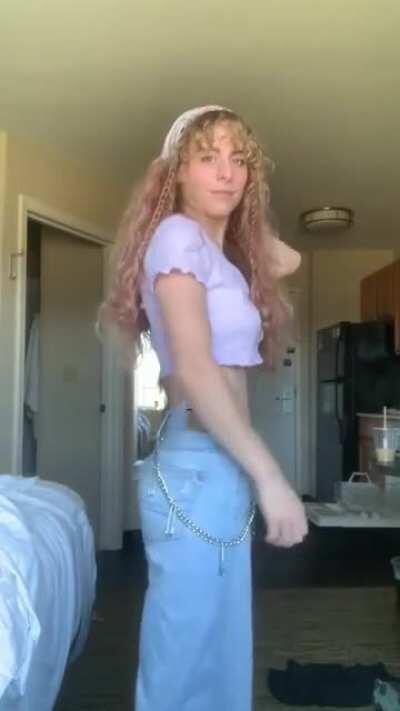 Showing you my outfit before I run to the store. Need anything?