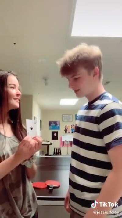 Olmadı ki şöyle şaka yapanımız...