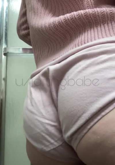 do you like it when I tell you to sniff my fart up ? 