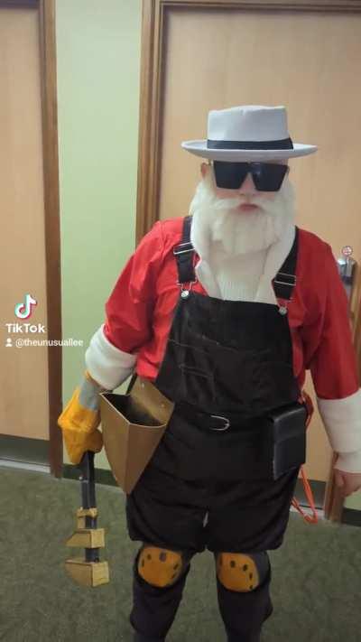 I cosplayed Uncle Dane to Insomnia this weekend 