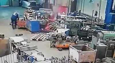 My guess: vegetable.... salad.