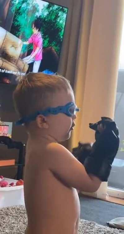 The glass is too clean