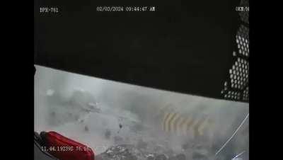 Abrupt highway drive