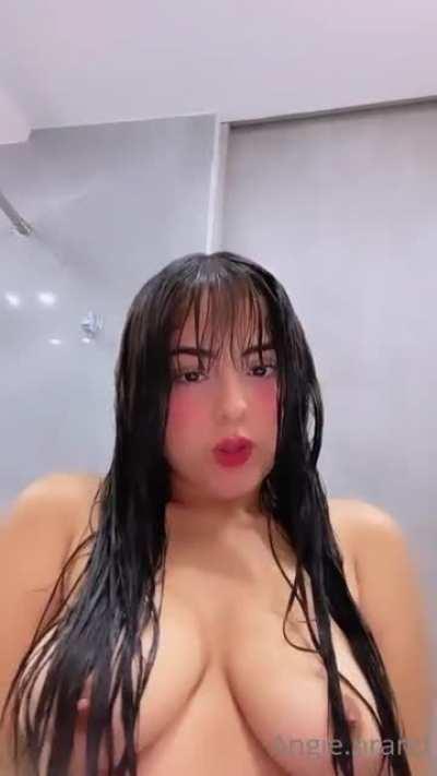 Angie Brand! 🇨🇴