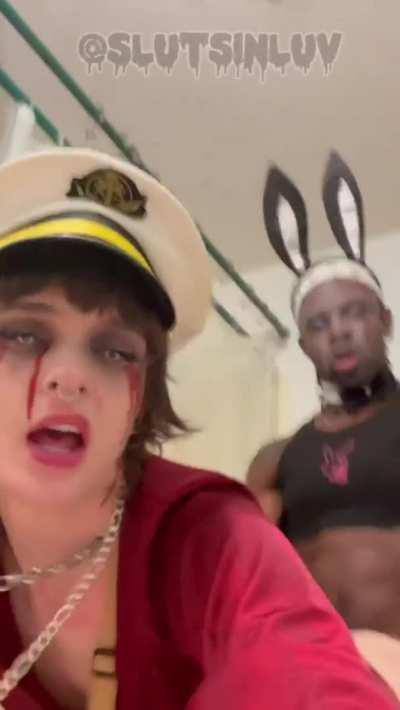 had to steal my bunny away from from the halloween party so i could be railed in our friend’s bathroom 😈💃🏻