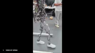 XPENG's unveils its next-gen IRON robot. What are your thoughts?