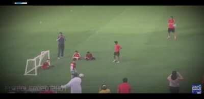 Chicos la quedo Maradona y dejo este video para que lo recuerden como un héroe jajj