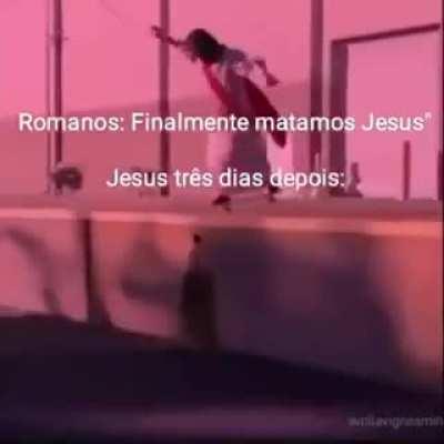 Jesus dando um backflip na sua timeline